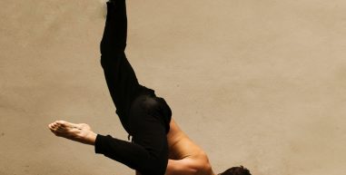 A importância que os homens estão dando com o pilates